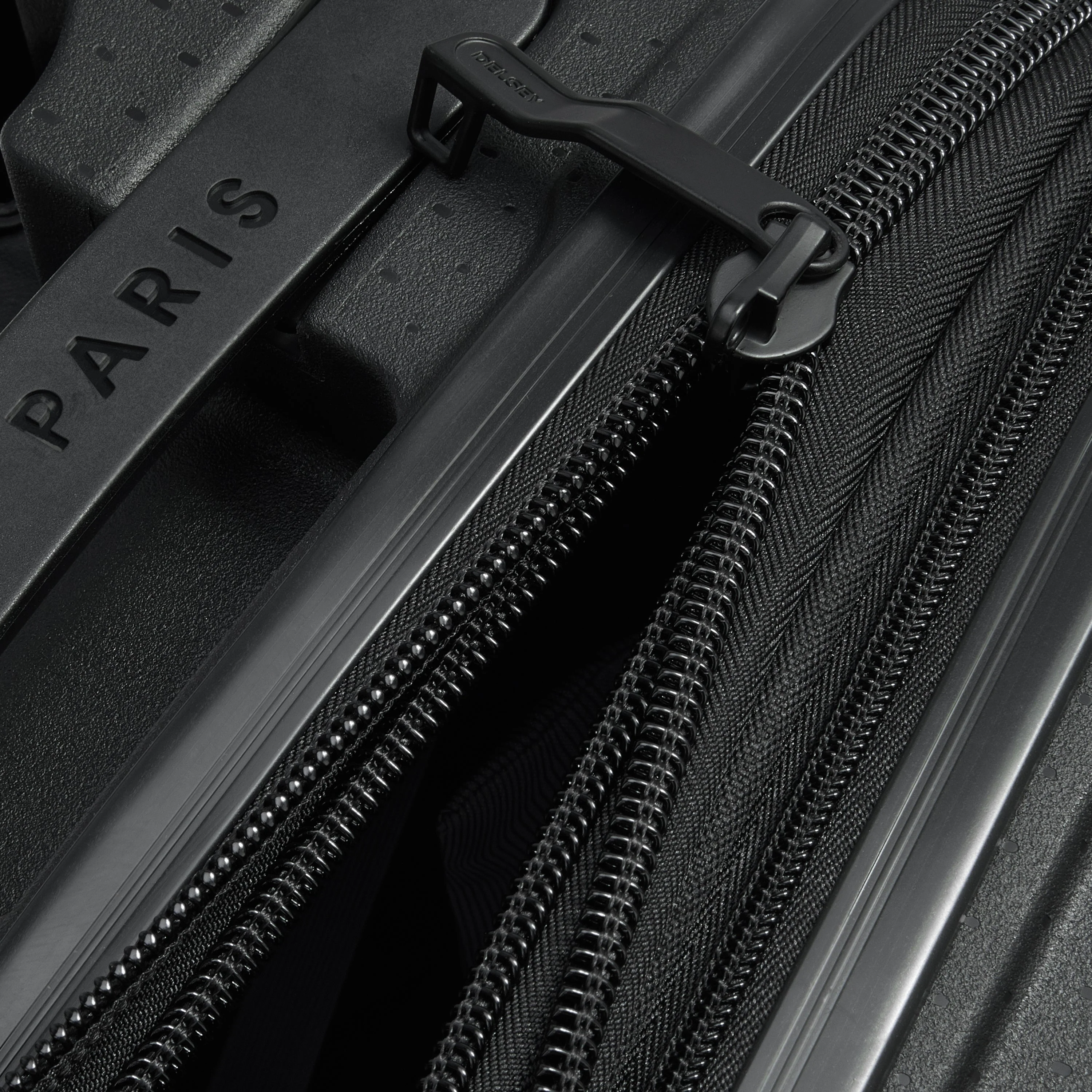 BELMONT PLUS | Check-in Large Koffer Erweiterbar 76 CM SCHWARZ