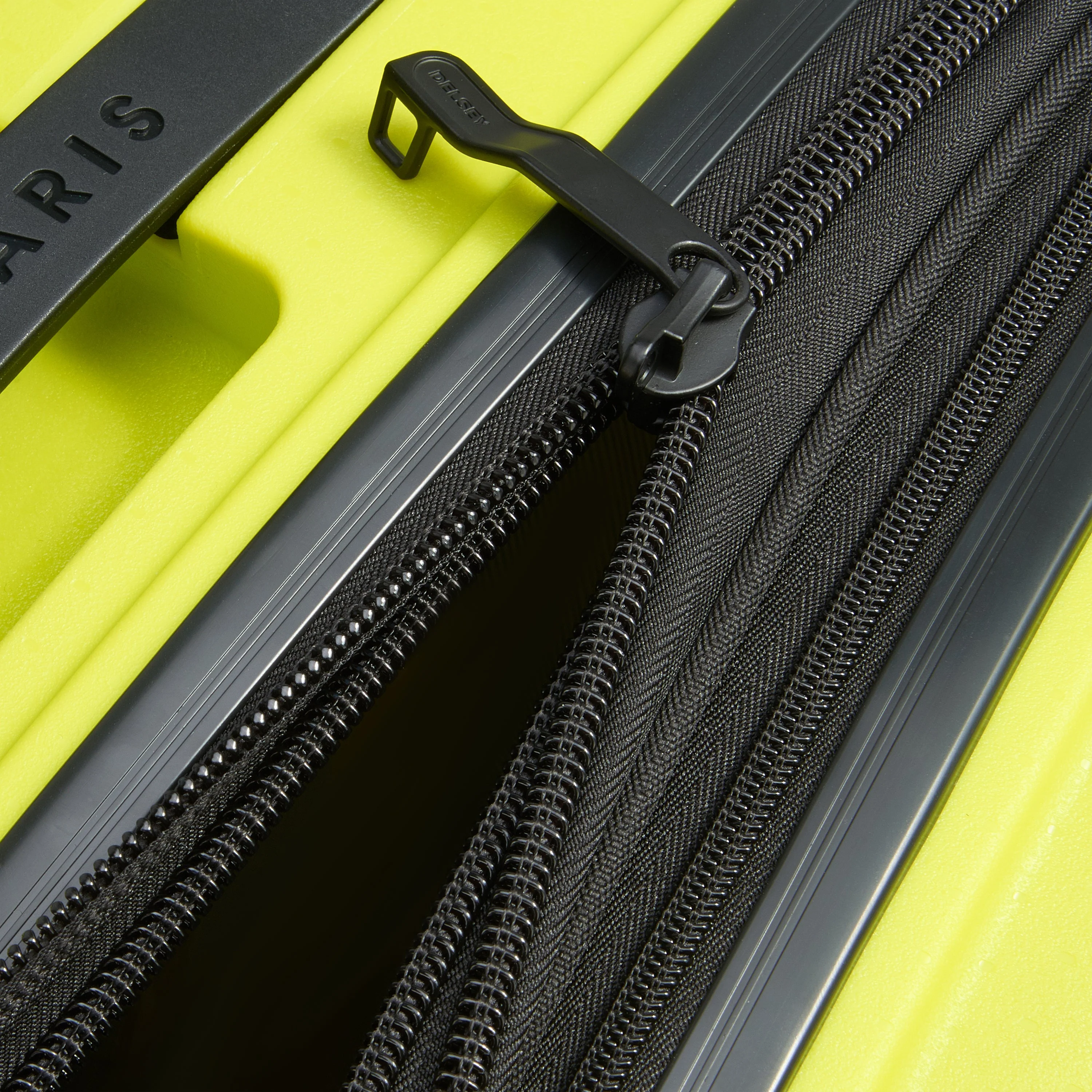 BELMONT PLUS | Kabine Koffer Erweiterbar 55 CM GRUEN CHARTREUSE