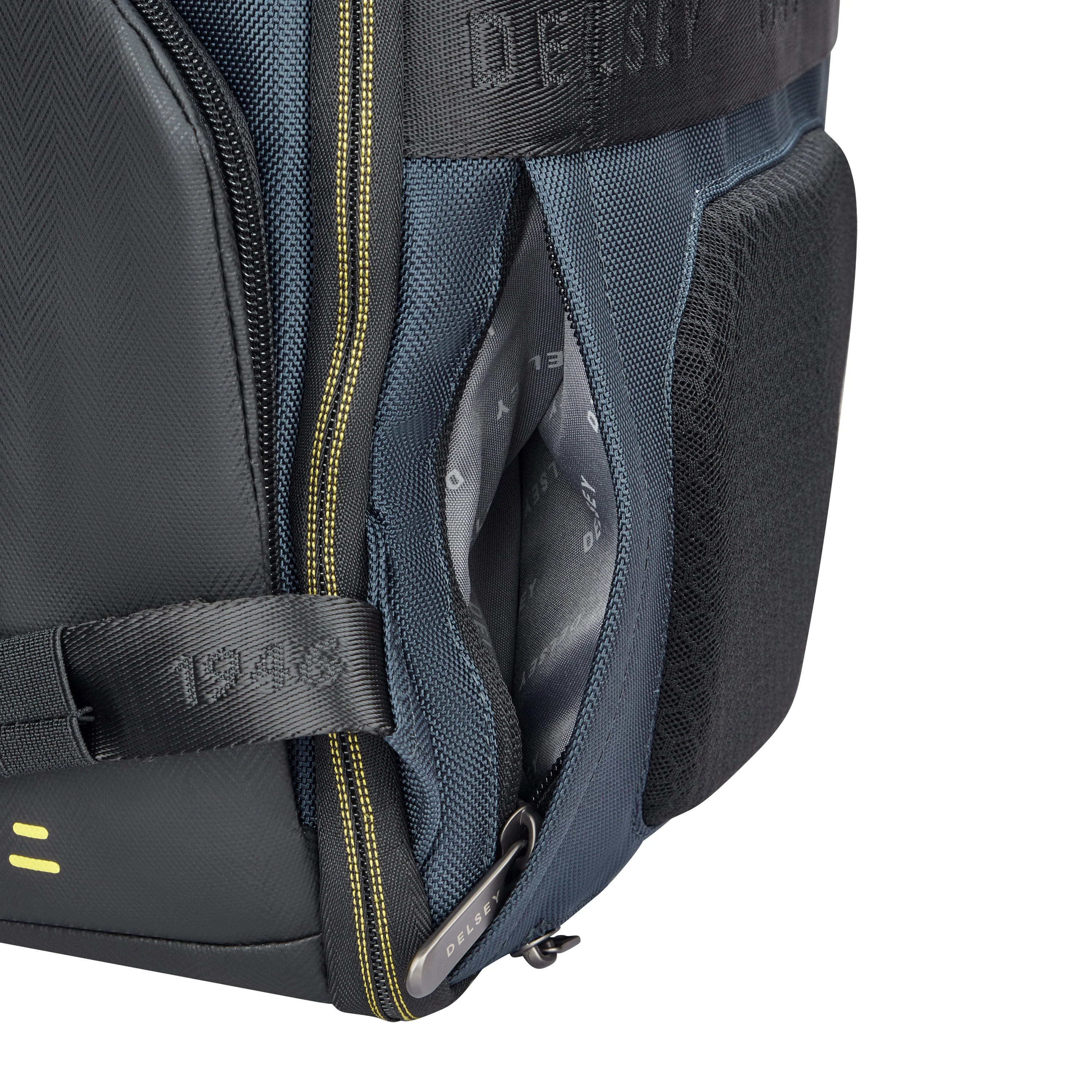 DLC PRO | Rucksack 24L MARINEBLAU