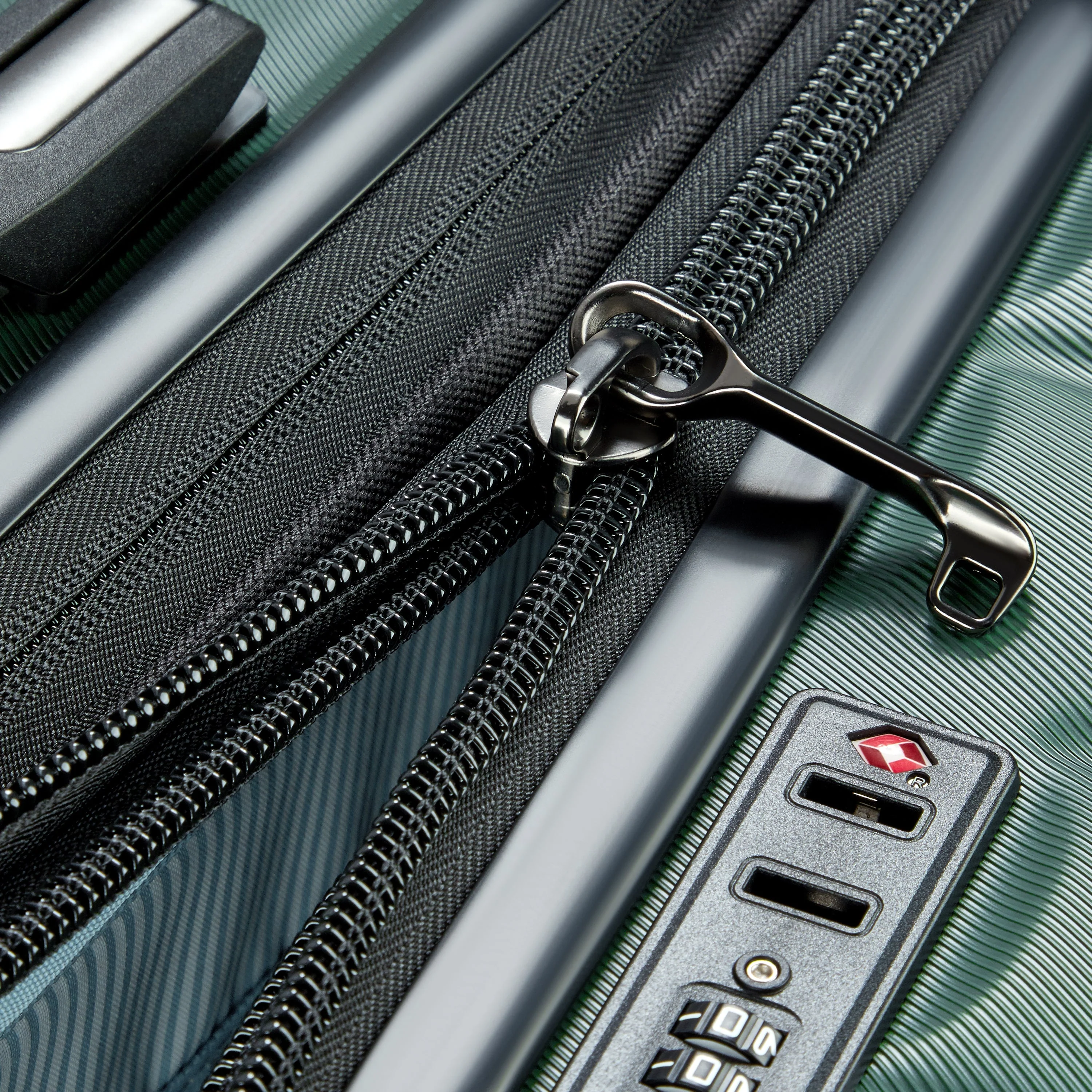 LONGITUDE | Check-in Medium Koffer Erweiterbar 69 CM GRUEN