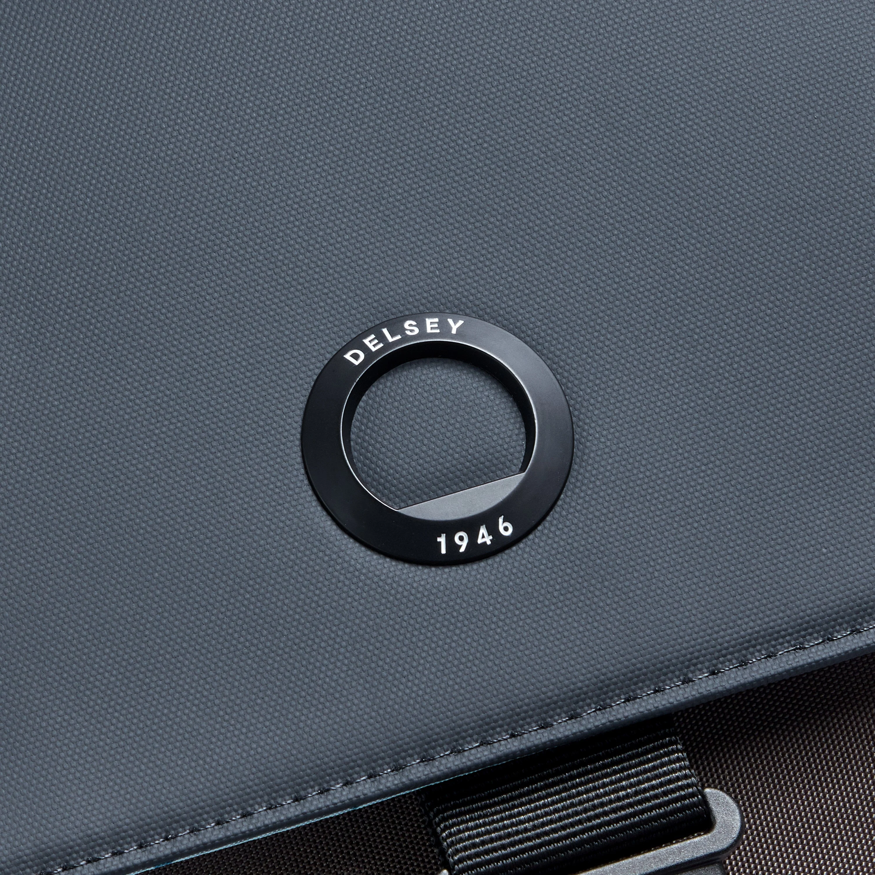 SECURFLAP | Messenger Bag BRAUN